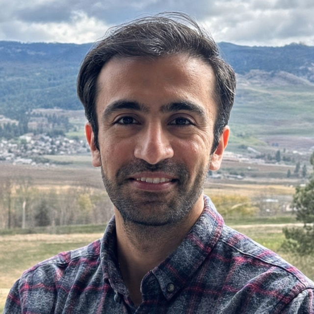 Portrait of Mohammad Reza Khodoomi